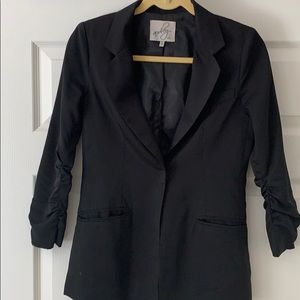 Audrey black coat